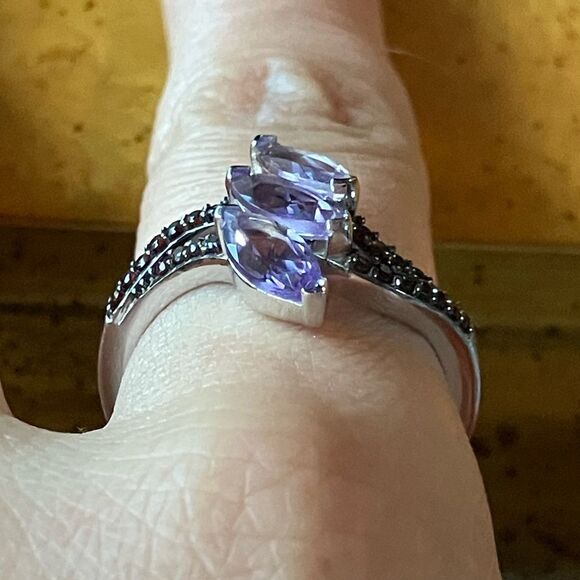 Moroccan Amethyst Red Garnet Sterling Silver Ring Size 9 - Picture 2 of 9